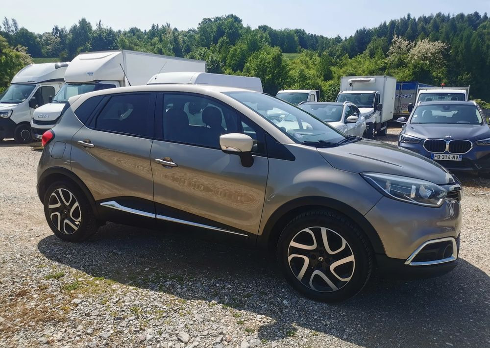 Renault Captur 0.9 Energy TCe Intens - سيارة دفع رباعي: صورة 2 Renault Captur 0.9 Energy TCe Intens - سيارة دفع رباعي: صورة 2