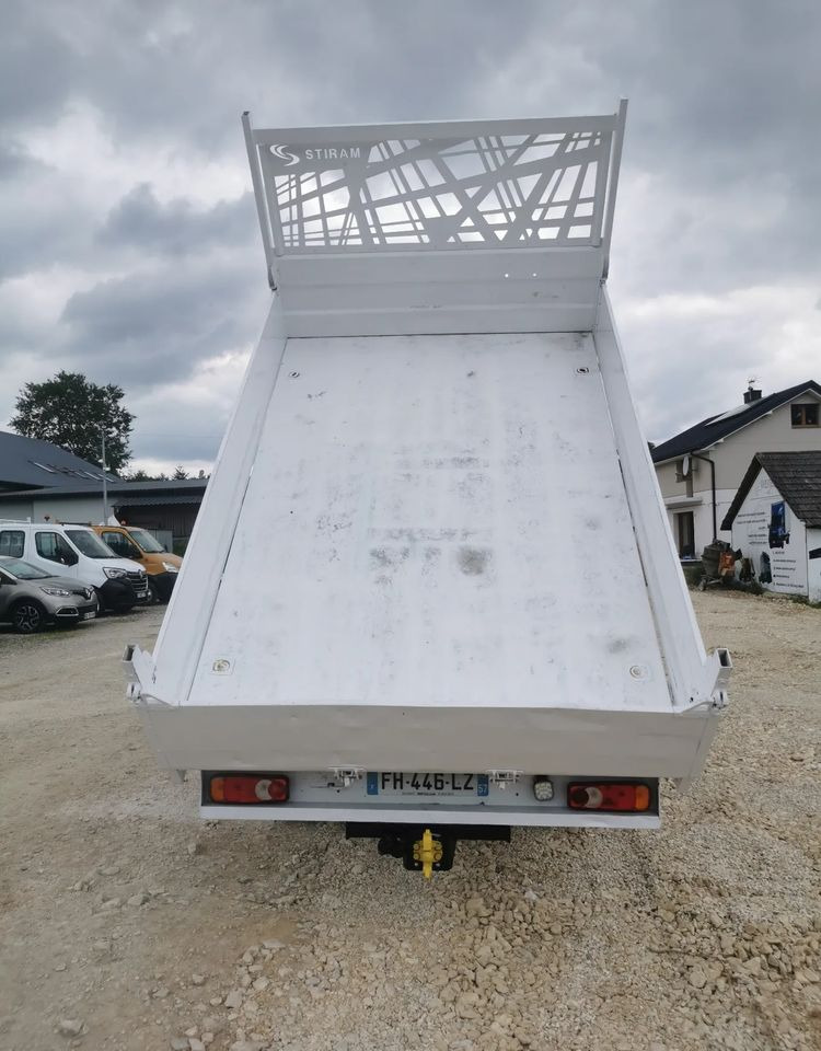 Renault Master Kiper wywrotka 2.3-145KM Hak Bliźniak klimatyzacja Kamera cofania - قلاب صغير: صورة 4 Renault Master Kiper wywrotka 2.3-145KM Hak Bliźniak klimatyzacja Kamera cofania - قلاب صغير: صورة 4