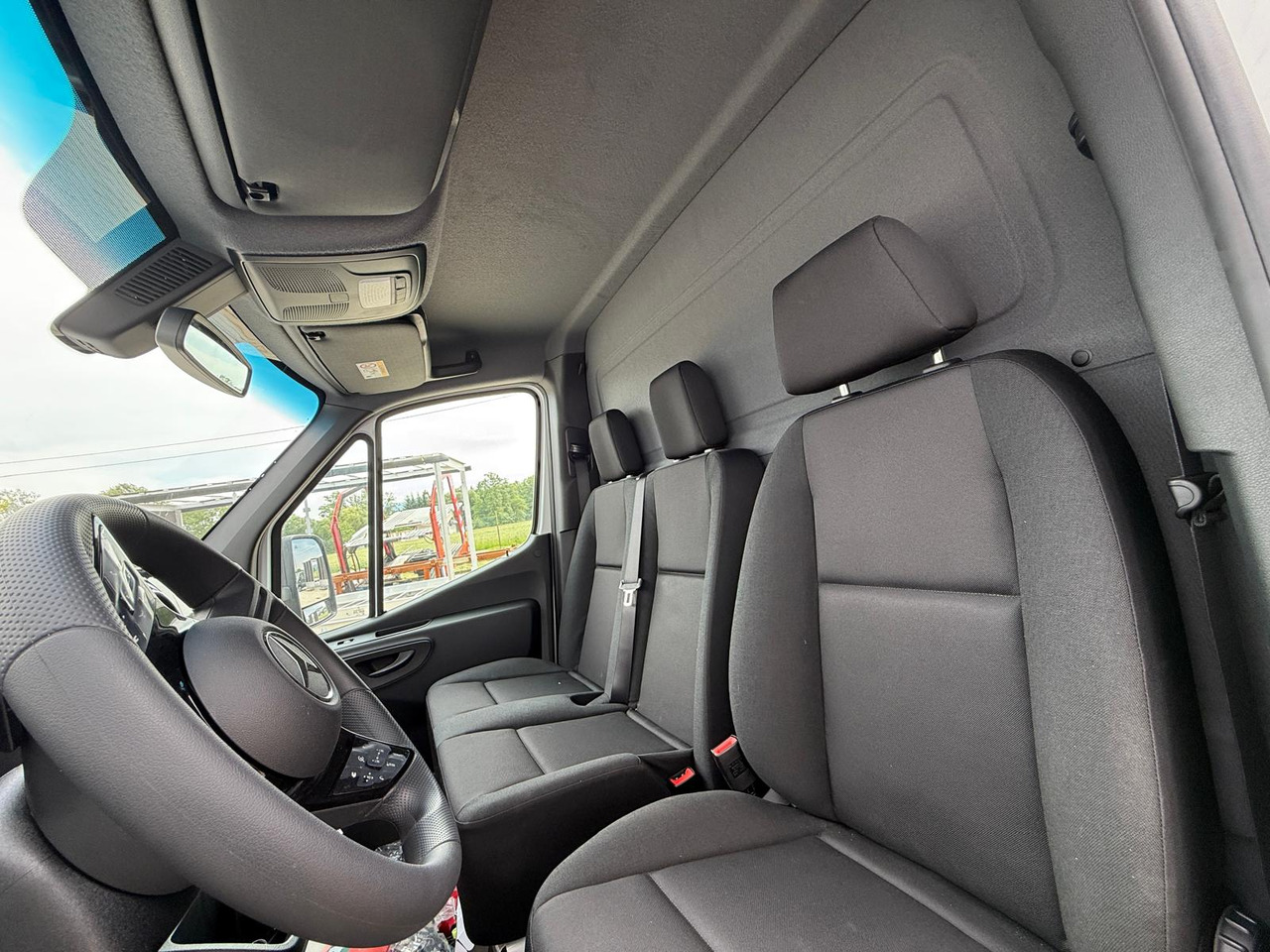 جديدة شاحنة مفتوحة, فان كهربائية Mercedes eSprinter: صورة 11 جديدة شاحنة مفتوحة, فان كهربائية Mercedes eSprinter: صورة 11