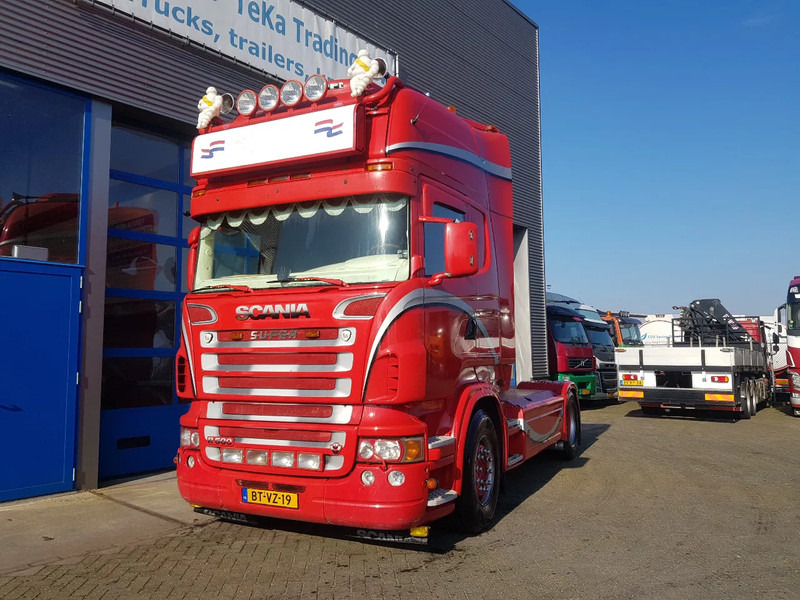 Scania R500 V8 Showtruck Open uitlaat Standairco Retarder - وحدة جر: صورة 1 Scania R500 V8 Showtruck Open uitlaat Standairco Retarder - وحدة جر: صورة 1