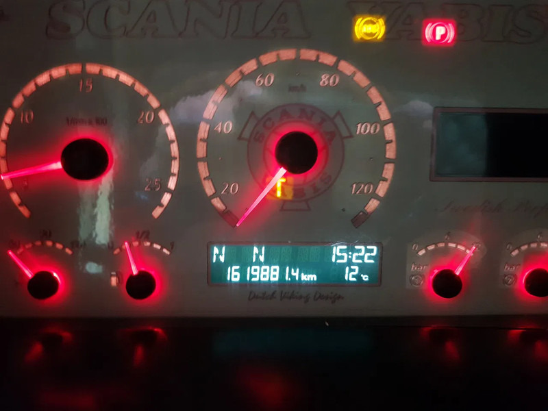 وحدة جر Scania R500 V8 Showtruck Open uitlaat Standairco Retarder: صورة 18 وحدة جر Scania R500 V8 Showtruck Open uitlaat Standairco Retarder: صورة 18