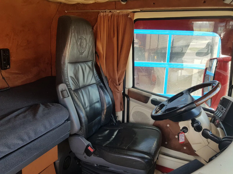 وحدة جر Scania R500 V8 Showtruck Open uitlaat Standairco Retarder: صورة 11 وحدة جر Scania R500 V8 Showtruck Open uitlaat Standairco Retarder: صورة 11