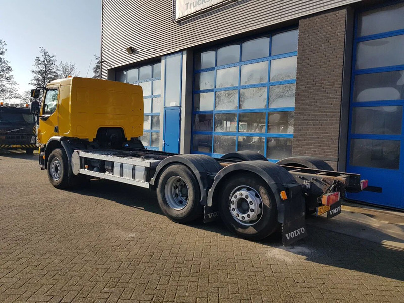 Volvo FE 300 EEV 6X2 Retarder Pto 234.000 KM TÜV - شاحنة هيكل كابينة: صورة 4 Volvo FE 300 EEV 6X2 Retarder Pto 234.000 KM TÜV - شاحنة هيكل كابينة: صورة 4