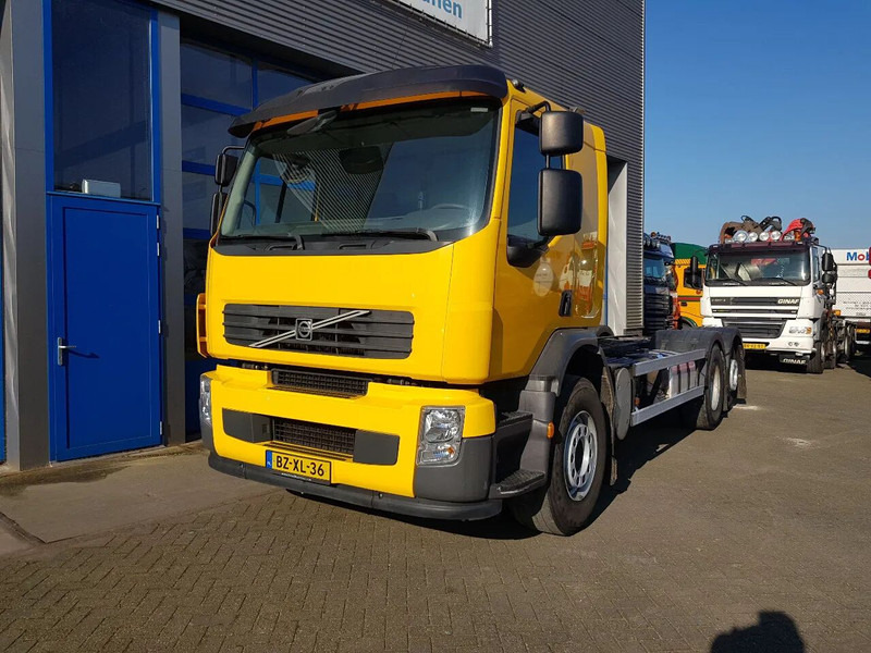 Volvo FE 300 EEV 6X2 Retarder Pto 234.000 KM TÜV - شاحنة هيكل كابينة: صورة 2 Volvo FE 300 EEV 6X2 Retarder Pto 234.000 KM TÜV - شاحنة هيكل كابينة: صورة 2