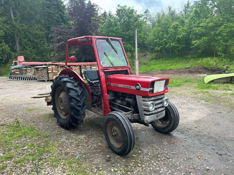 Massey Ferguson 135 - جرار: صورة 2 Massey Ferguson 135 - جرار: صورة 2