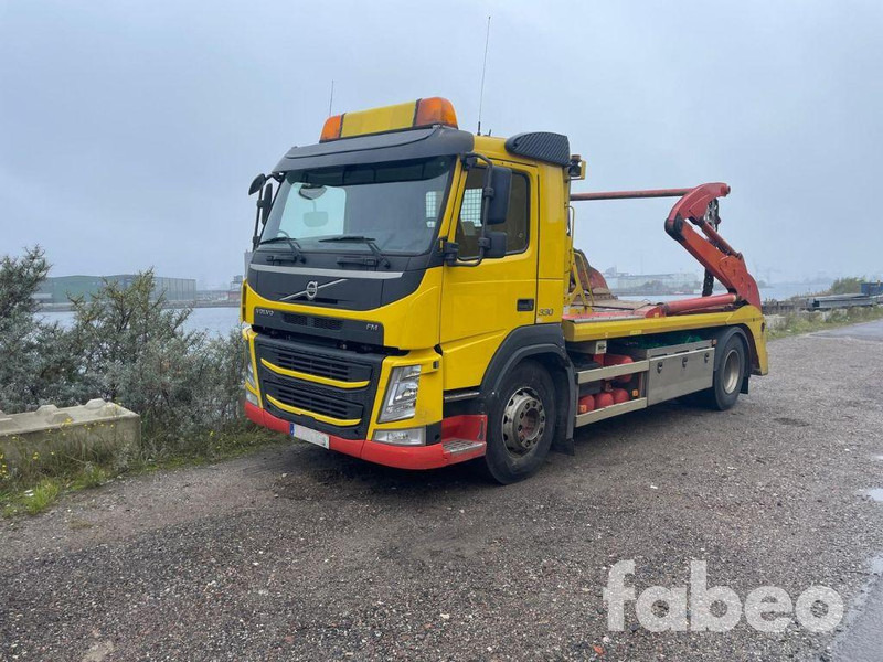 Volvo FM330 - شاحنة نقل المخلفات: صورة 1 Volvo FM330 - شاحنة نقل المخلفات: صورة 1