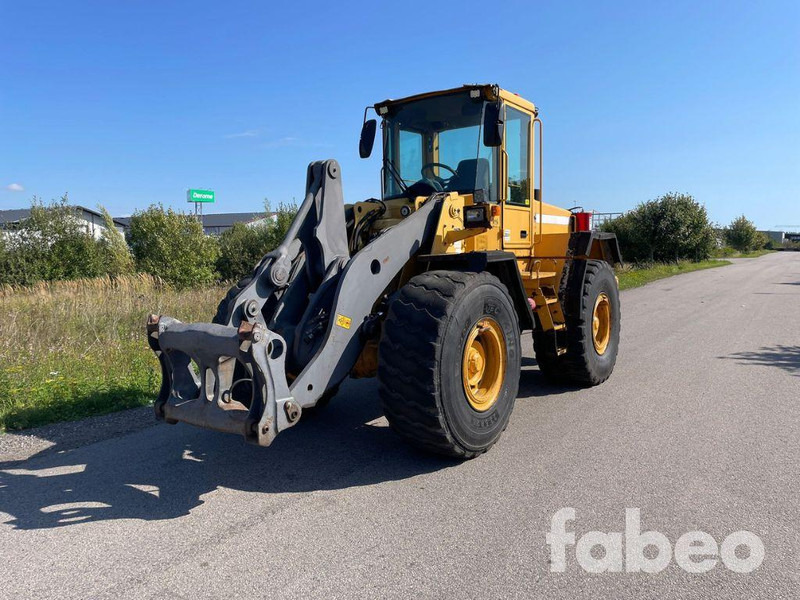 Volvo L90D - اللودر بعجل: صورة 1 Volvo L90D - اللودر بعجل: صورة 1