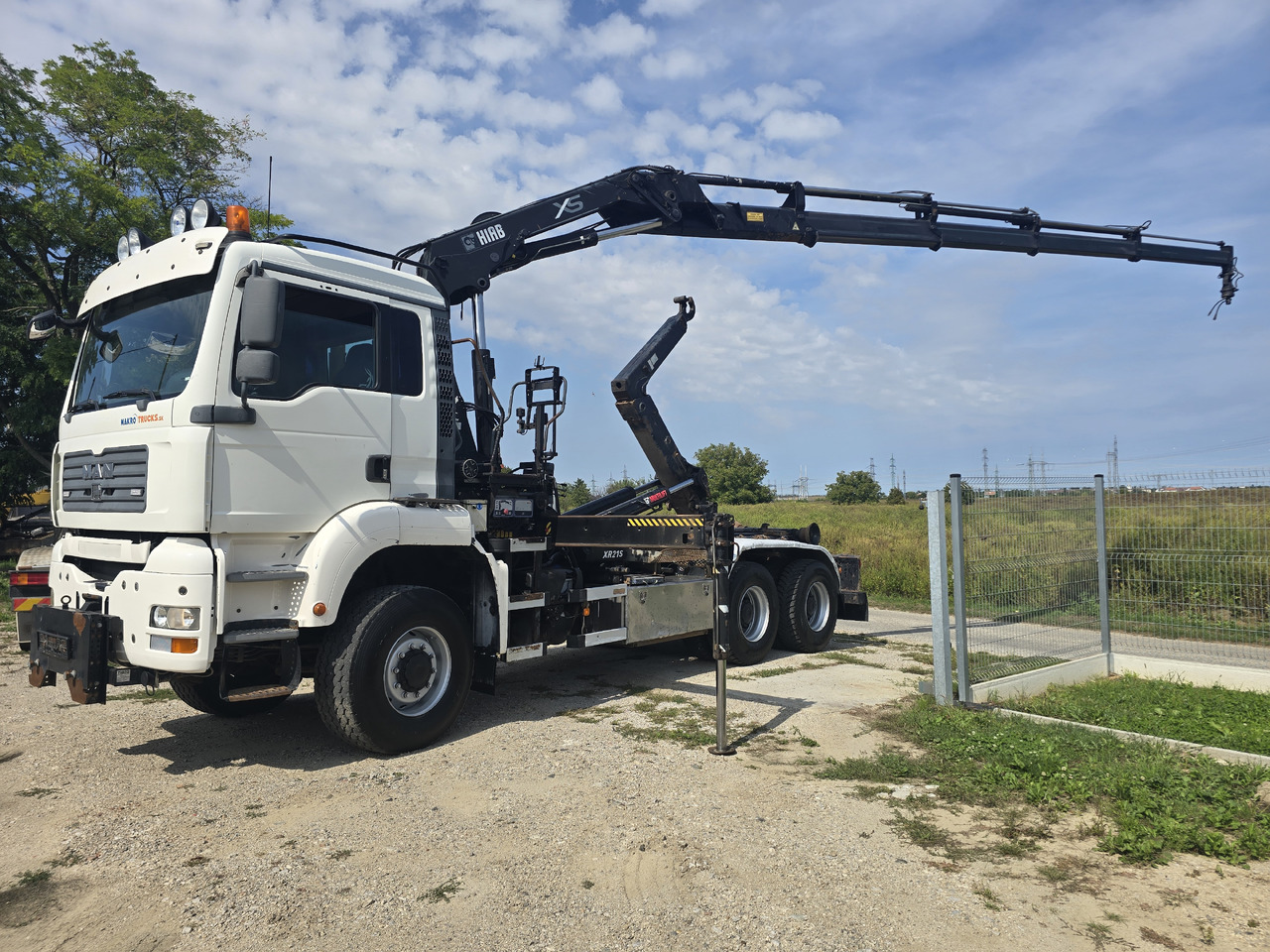 MAN TGA 26.440 6X6 / HOOK SYSTEM / HIAB 166D REMOTE SPECIAL PRICE ONLY THIS YEAR - شاحنة ذات خطاف, شاحنة كرين: صورة 3 MAN TGA 26.440 6X6 / HOOK SYSTEM / HIAB 166D REMOTE SPECIAL PRICE ONLY THIS YEAR - شاحنة ذات خطاف, شاحنة كرين: صورة 3
