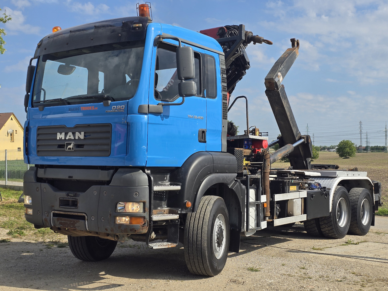 MAN TGA 33.430 6X6 / HMF 1823 K3+REM.CON./ HOOK SYSTEM 2x in stock - شاحنة ذات خطاف, شاحنة كرين: صورة 4 MAN TGA 33.430 6X6 / HMF 1823 K3+REM.CON./ HOOK SYSTEM 2x in stock - شاحنة ذات خطاف, شاحنة كرين: صورة 4