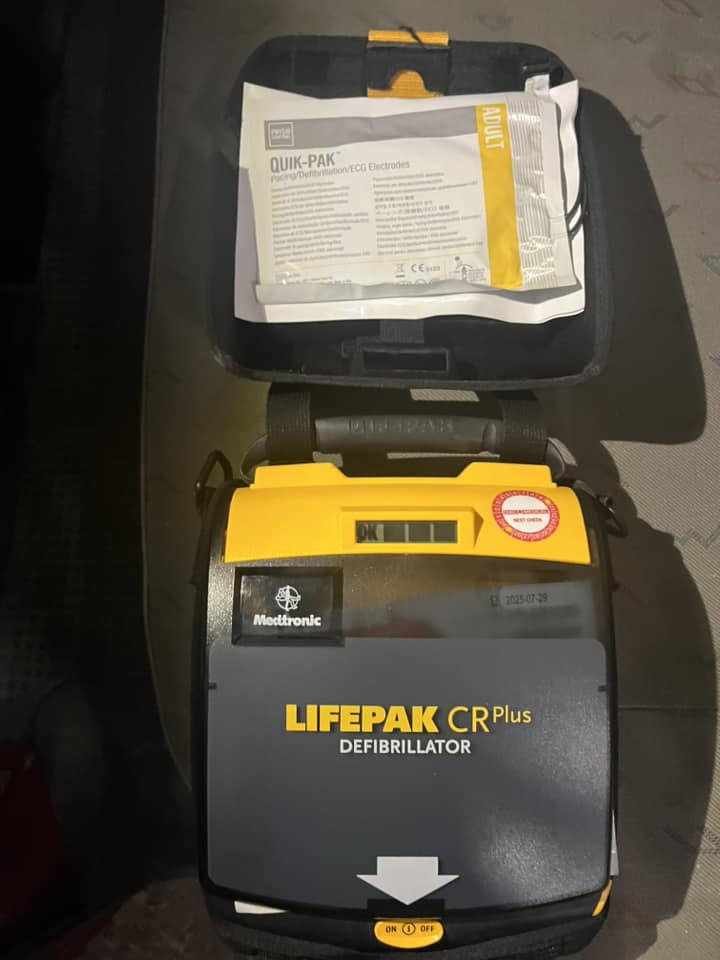 Lifepak CRplus - AED / defibrillator - سيارة اسعاف: صورة 4 Lifepak CRplus - AED / defibrillator - سيارة اسعاف: صورة 4