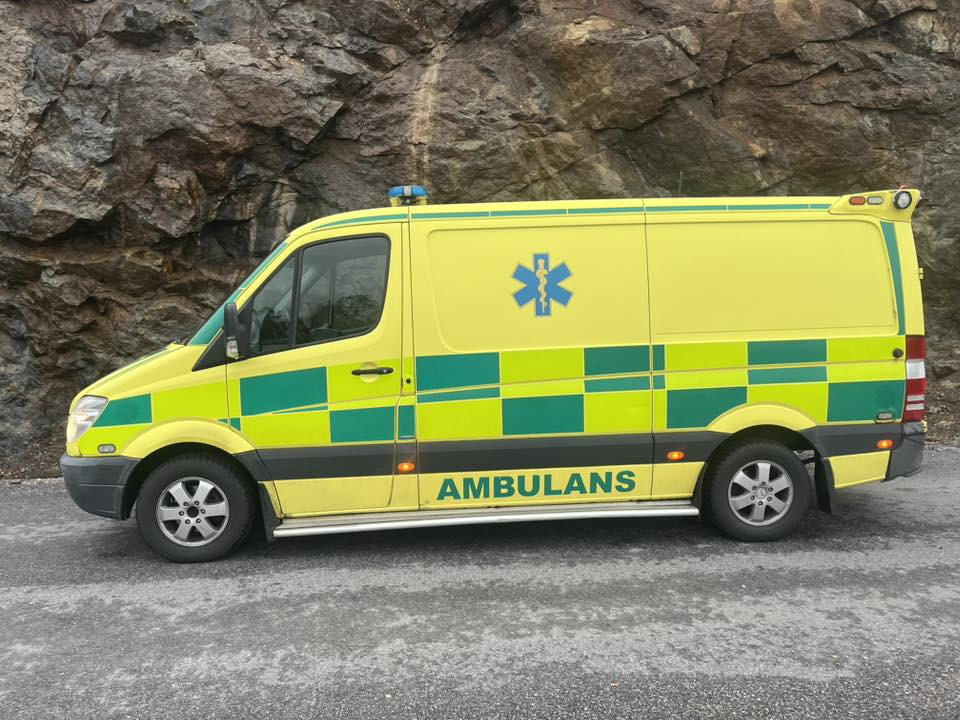 MERCEDES-BENZ Sprinter 316 NGT - AMBULANCE / швидка допомога / shvydka dopomoha - سيارة اسعاف: صورة 2 MERCEDES-BENZ Sprinter 316 NGT - AMBULANCE / швидка допомога / shvydka dopomoha - سيارة اسعاف: صورة 2