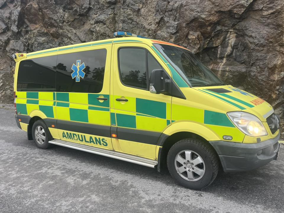 MERCEDES-BENZ Sprinter 316 NGT - سيارة اسعاف: صورة 4 MERCEDES-BENZ Sprinter 316 NGT - سيارة اسعاف: صورة 4