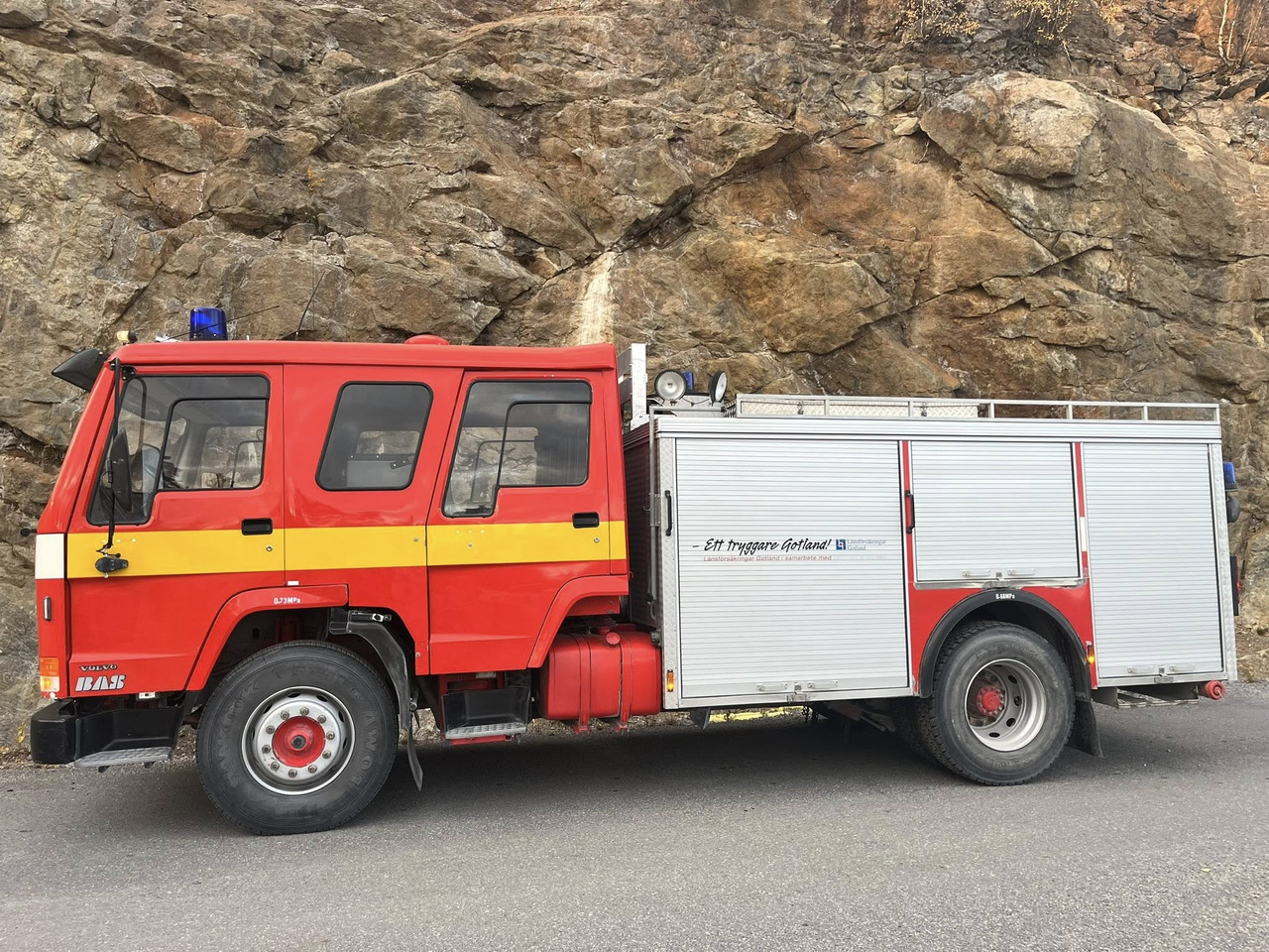 VOLVO FL10 4x2 - fire engine / fire truck / brandbil - سيارة إطفاء: صورة 2 VOLVO FL10 4x2 - fire engine / fire truck / brandbil - سيارة إطفاء: صورة 2
