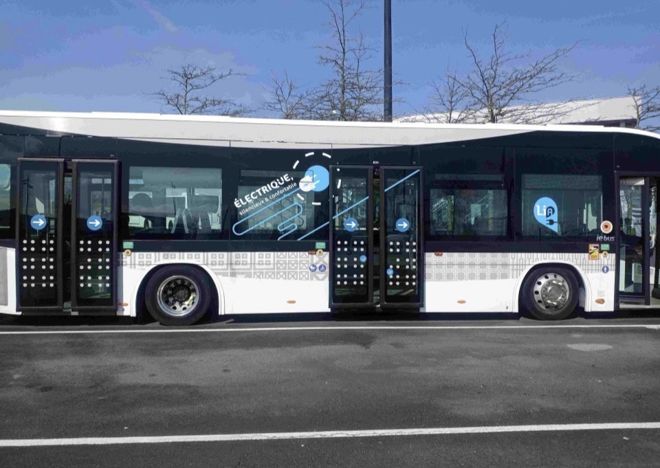 IRIZAR IEB Elektro Linienbus electric Bus. Fahrbereit - حافلة المدينة, حافلة كهربائية: صورة 2 IRIZAR IEB Elektro Linienbus electric Bus. Fahrbereit - حافلة المدينة, حافلة كهربائية: صورة 2