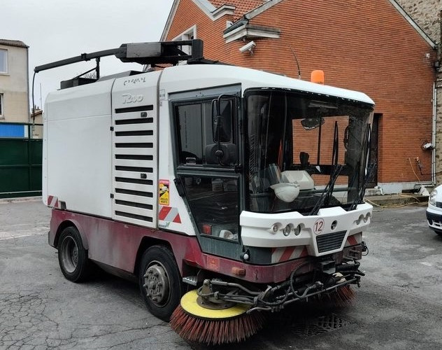 Ravo 540XL/545XL Kehrmaschine wie Citycat Cityfant Dulevo - آلية المنفعة/ مركبة خاصة: صورة 2 Ravo 540XL/545XL Kehrmaschine wie Citycat Cityfant Dulevo - آلية المنفعة/ مركبة خاصة: صورة 2