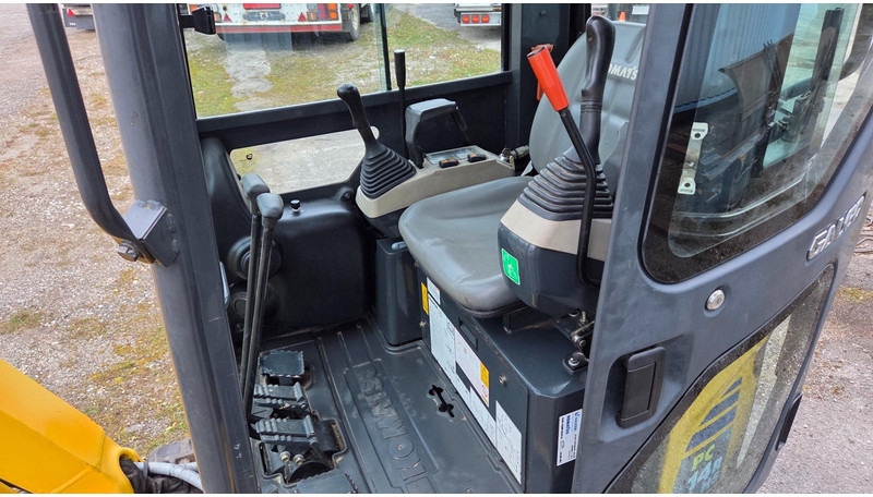 Komatsu PC14R - حفارة مُصَّغرة: صورة 5 Komatsu PC14R - حفارة مُصَّغرة: صورة 5