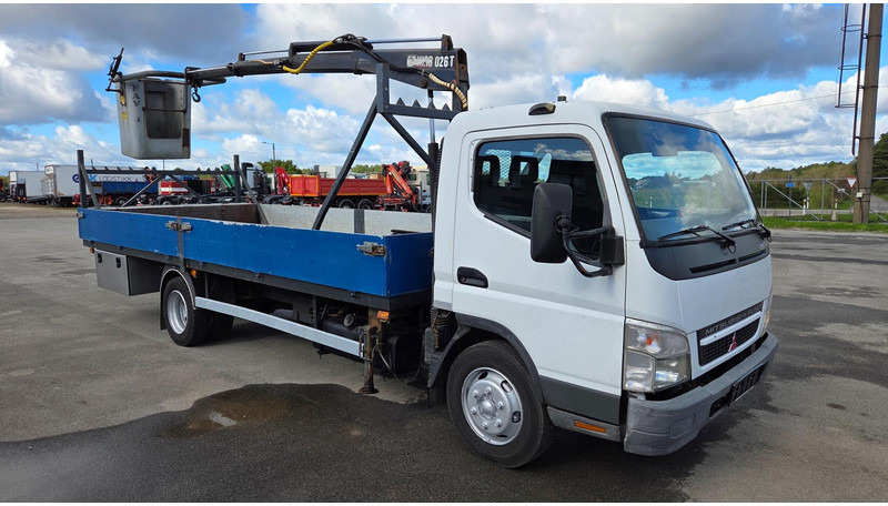 Mitsubishi CANTER FE85B HIAB 026 - شاحنات مسطحة, شاحنة كرين: صورة 2 Mitsubishi CANTER FE85B HIAB 026 - شاحنات مسطحة, شاحنة كرين: صورة 2