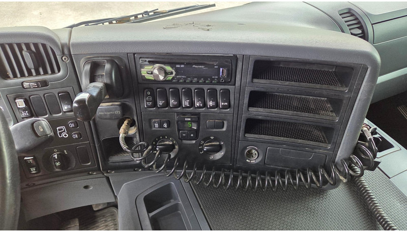 Scania P360 6X2 Full Steel Scania P360 6X2 Full Steel: صورة 17