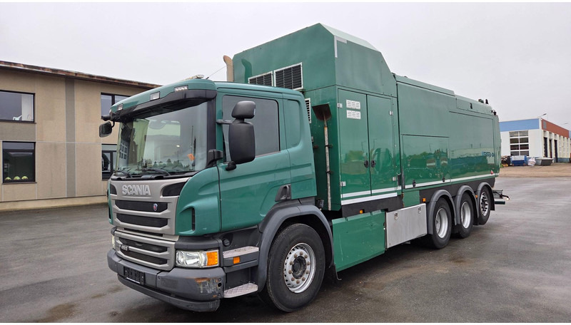 Scania P450 8X4*4 - شاحنة الشفط: صورة 1 Scania P450 8X4*4 - شاحنة الشفط: صورة 1