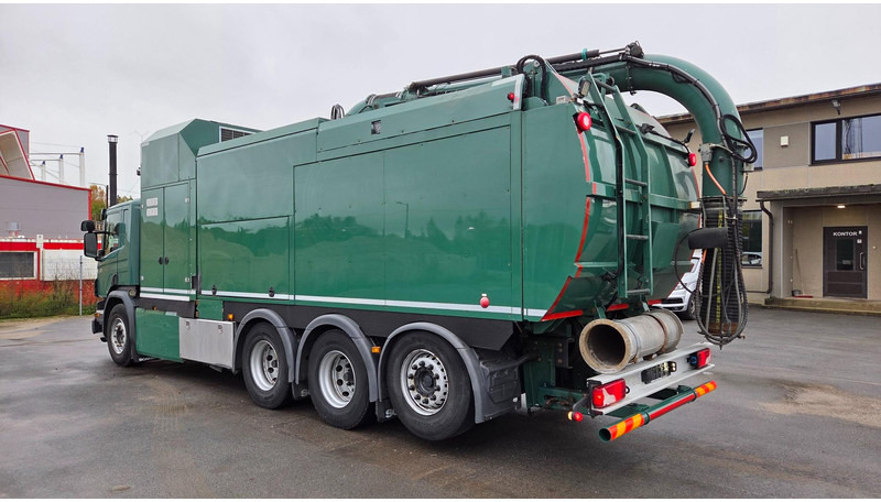 Scania P450 8X4*4 - شاحنة الشفط: صورة 4 Scania P450 8X4*4 - شاحنة الشفط: صورة 4