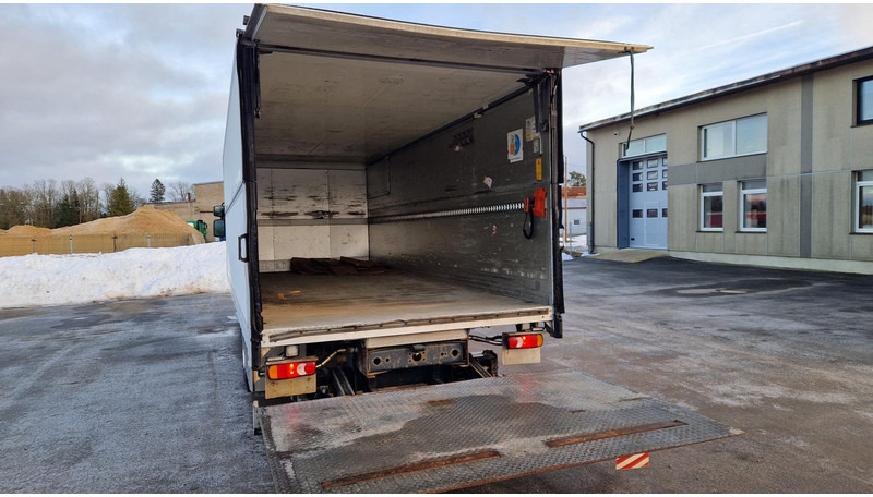 Volvo FL250 4X2 lifting box - شاحنة مقفلة: صورة 5 Volvo FL250 4X2 lifting box - شاحنة مقفلة: صورة 5
