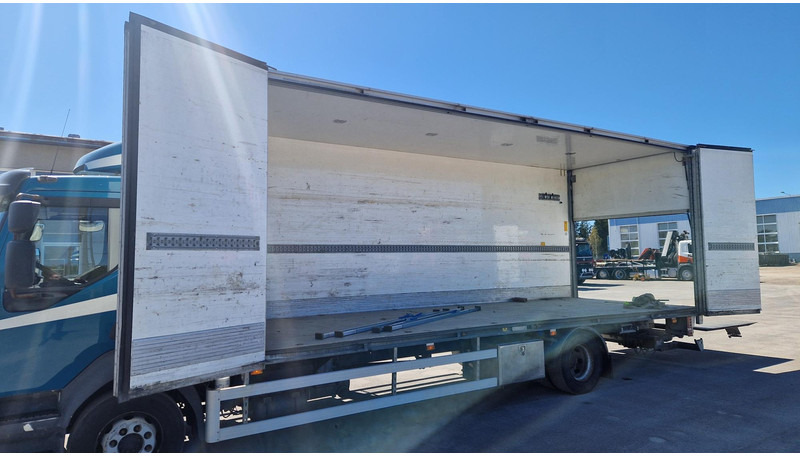 Volvo FL260 4X2 - شاحنة مقفلة: صورة 5 Volvo FL260 4X2 - شاحنة مقفلة: صورة 5