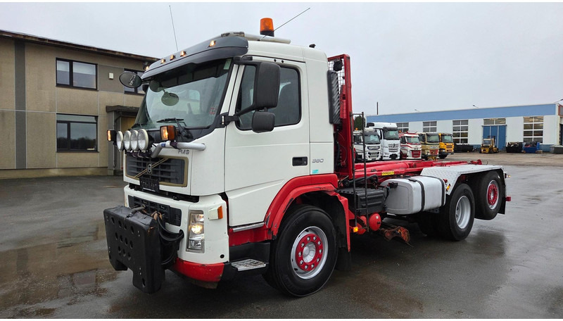 Volvo FM380 6X2*4 plow - شاحنة ذات خطاف: صورة 1 Volvo FM380 6X2*4 plow - شاحنة ذات خطاف: صورة 1
