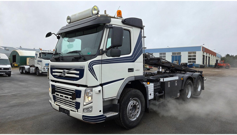 Volvo FM420 6X2 manual full steel - شاحنة - نظام الكابلات: صورة 1 Volvo FM420 6X2 manual full steel - شاحنة - نظام الكابلات: صورة 1