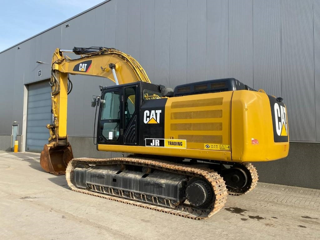 CAT 336F L XE (New Undercarriage) - حفار زحاف: صورة 3 CAT 336F L XE (New Undercarriage) - حفار زحاف: صورة 3