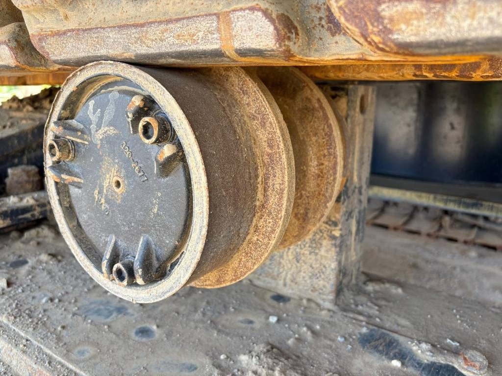 CAT 374 (On Transport)  CAT 374 (On Transport): صورة 16