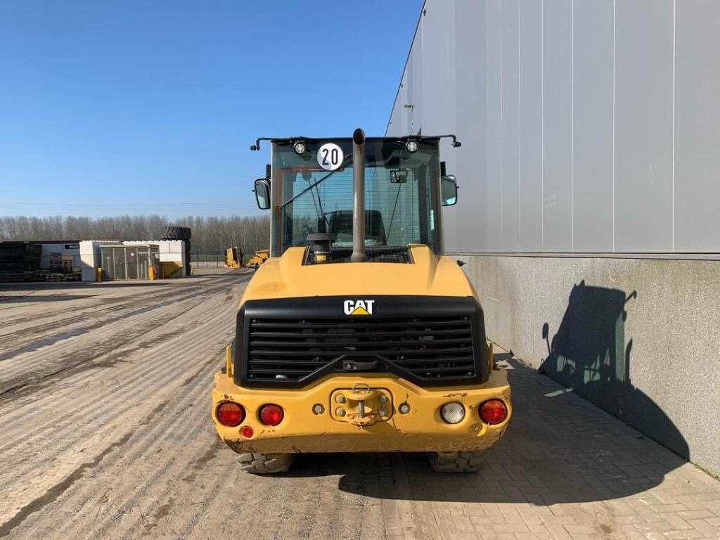 CAT 906 - اللودر بعجل: صورة 4 CAT 906 - اللودر بعجل: صورة 4