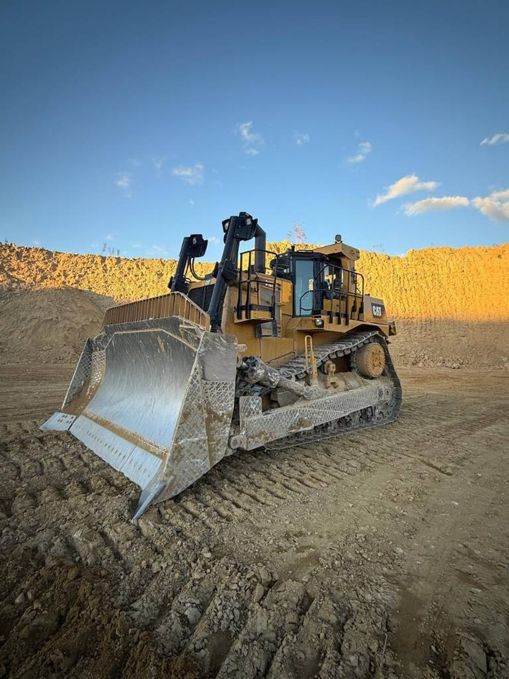 CAT D 10 T 2 (Coming soon) - جرافة: صورة 1 CAT D 10 T 2 (Coming soon) - جرافة: صورة 1