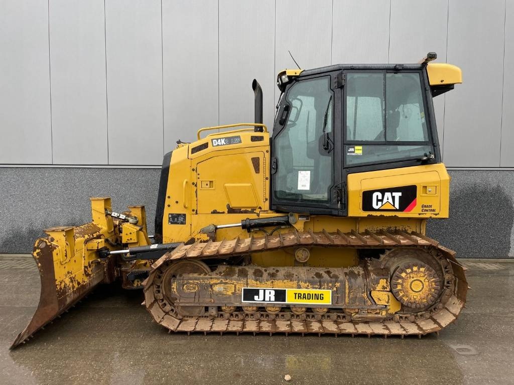 CAT D 4 K 2 LGP (Under Preparation) - جرافة: صورة 1 CAT D 4 K 2 LGP (Under Preparation) - جرافة: صورة 1