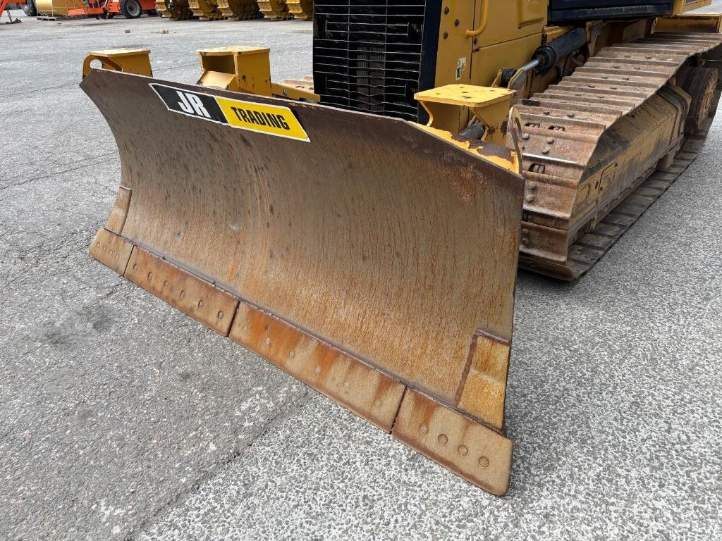 جرافة CAT D 5 K 2 XL (Low Verified Hours): صورة 18 جرافة CAT D 5 K 2 XL (Low Verified Hours): صورة 18