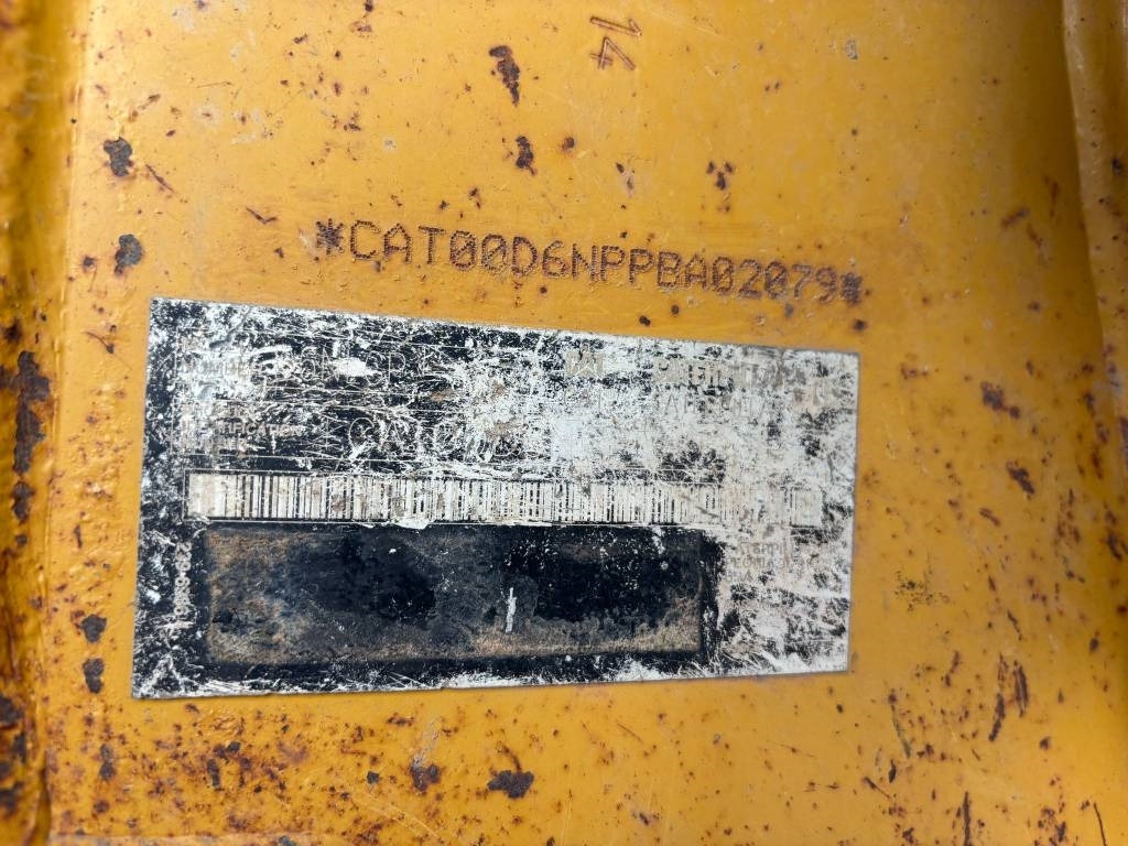 CAT D 6 N LGP (Under Preparation) - جرافة: صورة 2 CAT D 6 N LGP (Under Preparation) - جرافة: صورة 2