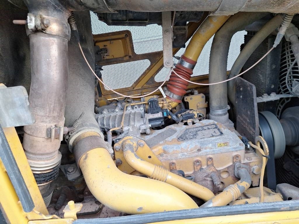 جرافة CAT D 6 N LGP: صورة 13 جرافة CAT D 6 N LGP: صورة 13