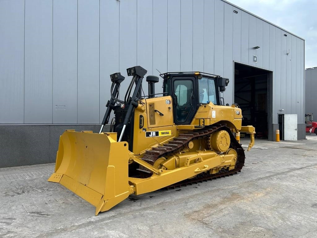 CAT D 6 XL (LOW HOURS - CE CERTIFIED) - جرافة: صورة 2 CAT D 6 XL (LOW HOURS - CE CERTIFIED) - جرافة: صورة 2