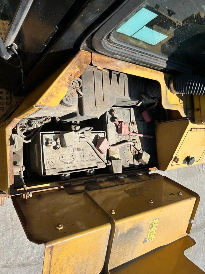 جرافة CAT D 8 T (Leica GPS): صورة 28