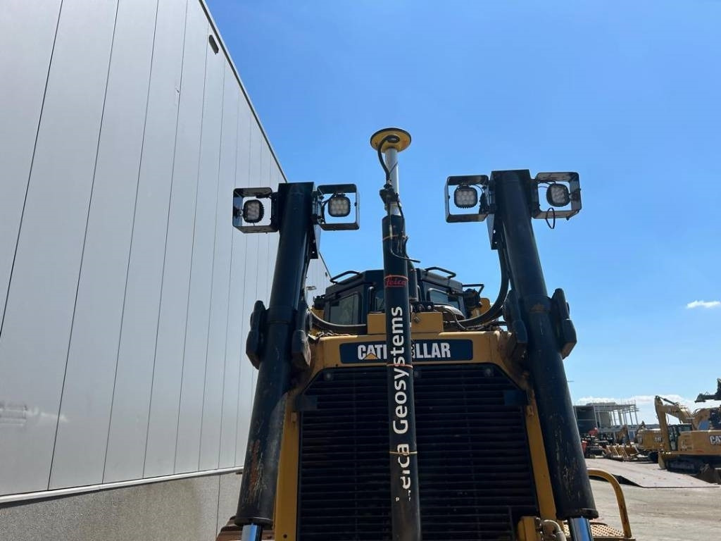 جرافة CAT D 8 T (Leica GPS): صورة 22