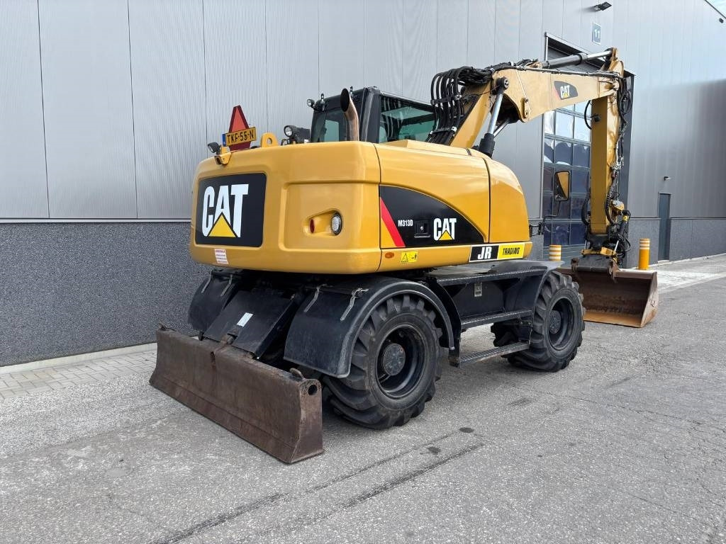 CAT M 313 D - حفارة دولاب: صورة 4 CAT M 313 D - حفارة دولاب: صورة 4