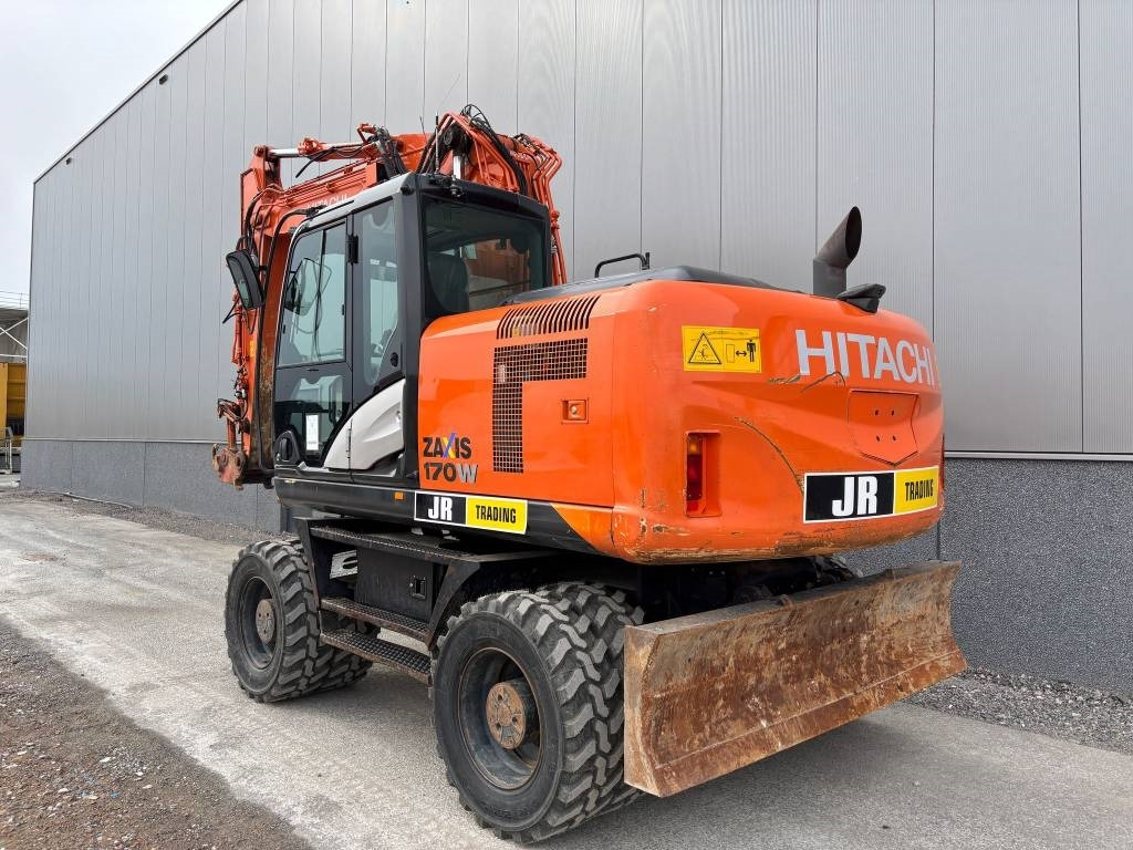 Hitachi ZX 170 W-5 B (low hours/new tires) - حفارة دولاب: صورة 3 Hitachi ZX 170 W-5 B (low hours/new tires) - حفارة دولاب: صورة 3