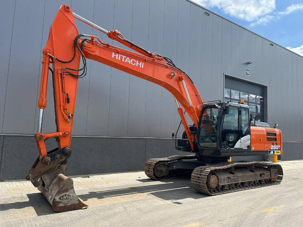 Hitachi ZX 250 LC-6 (GPS Prepared) - حفار زحاف: صورة 2 Hitachi ZX 250 LC-6 (GPS Prepared) - حفار زحاف: صورة 2