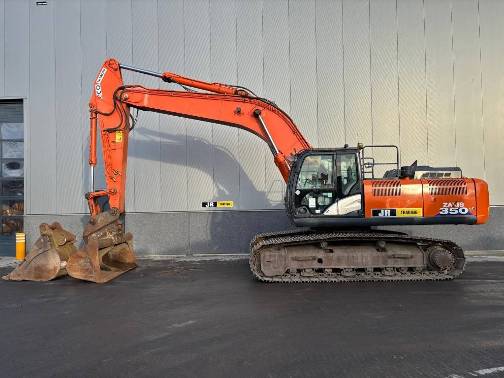 Hitachi ZX 350 LC-6 (Comes with 2 Buckets) - حفار زحاف: صورة 1 Hitachi ZX 350 LC-6 (Comes with 2 Buckets) - حفار زحاف: صورة 1