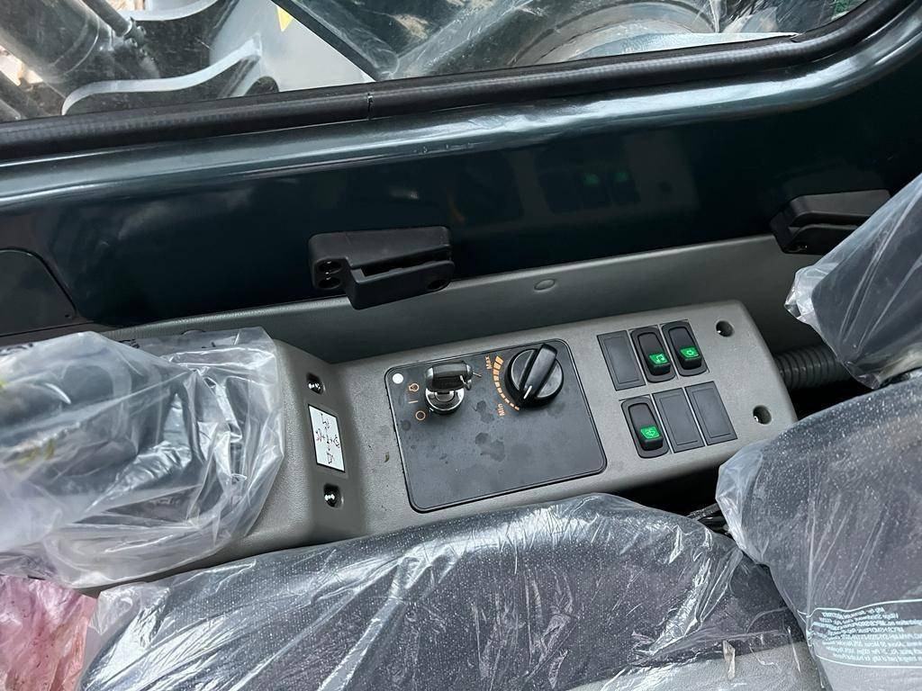 جديدة حفار زحاف Hyundai R 210 (New / Non CE Certified): صورة 13