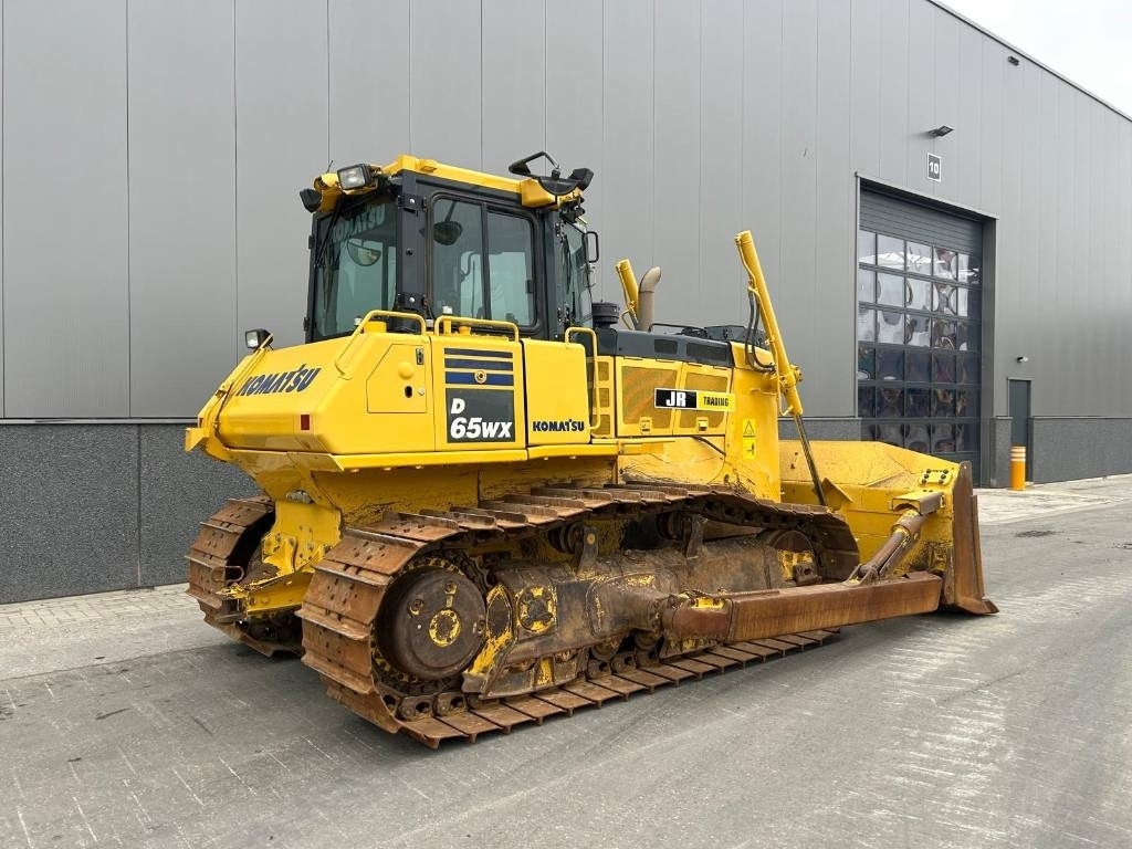 Komatsu D 65 WX-18 - جرافة: صورة 5 Komatsu D 65 WX-18 - جرافة: صورة 5