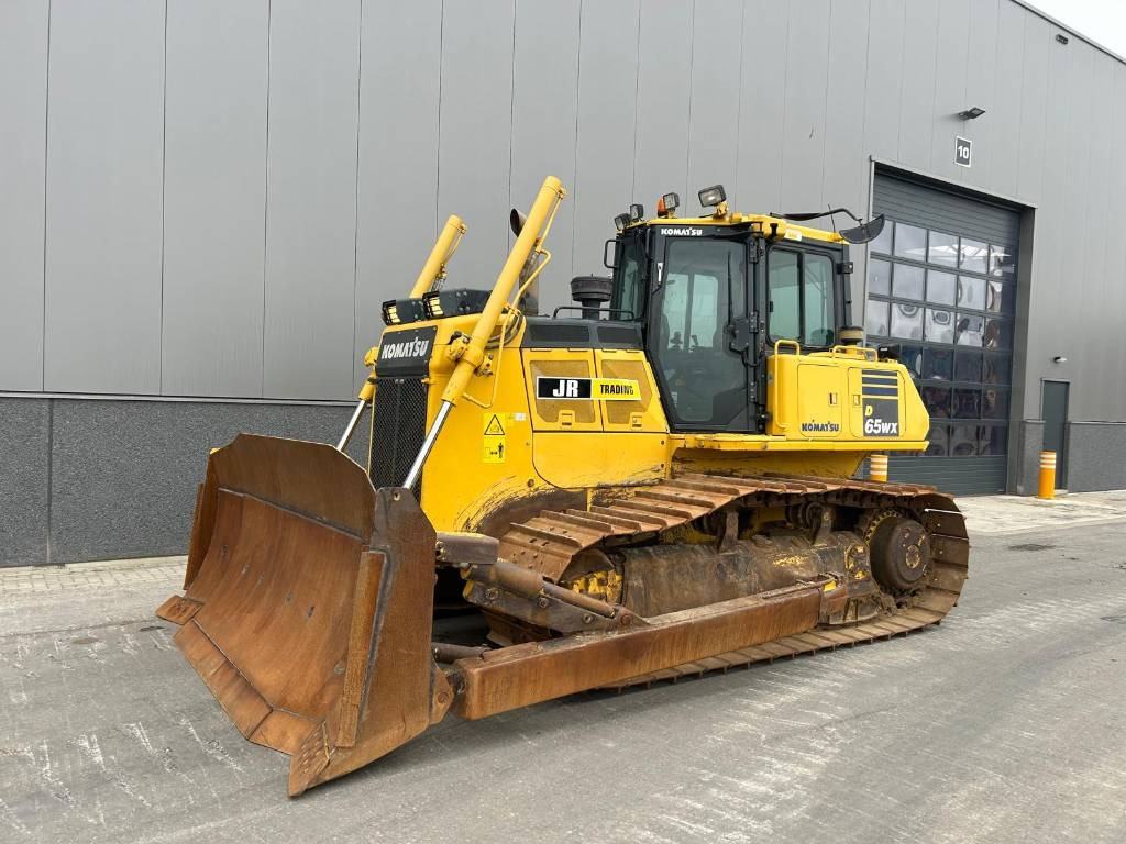 Komatsu D 65 WX-18 - جرافة: صورة 1 Komatsu D 65 WX-18 - جرافة: صورة 1