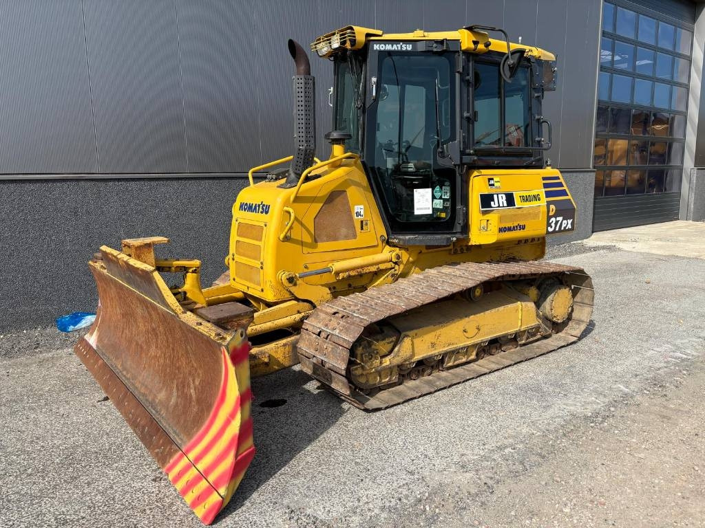 Komatsu D37 PX-23 - جرافة: صورة 1 Komatsu D37 PX-23 - جرافة: صورة 1