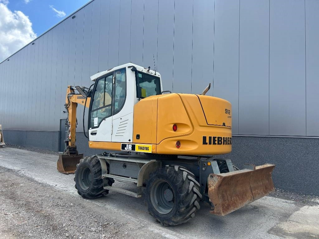Liebherr A 912 Compact (2 Buckets) - حفارة دولاب: صورة 3 Liebherr A 912 Compact (2 Buckets) - حفارة دولاب: صورة 3