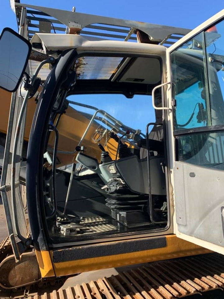 حفار زحاف Liebherr R 946 LC: صورة 13