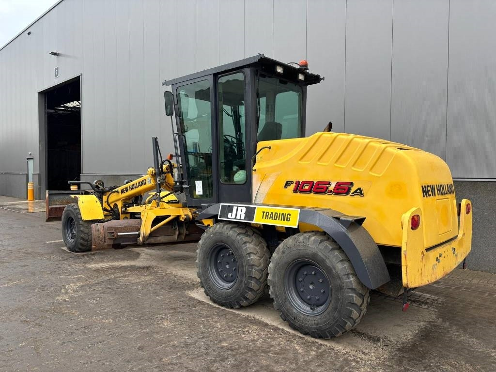 New Holland F 106.6 A - ممهدة: صورة 3 New Holland F 106.6 A - ممهدة: صورة 3